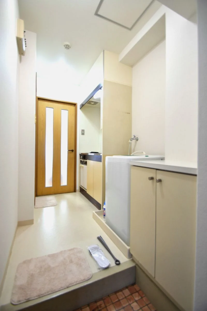 玄関　シューズBOXあり♪また室内洗濯機なので天気が悪い日など関係なく、洗濯していただけます！