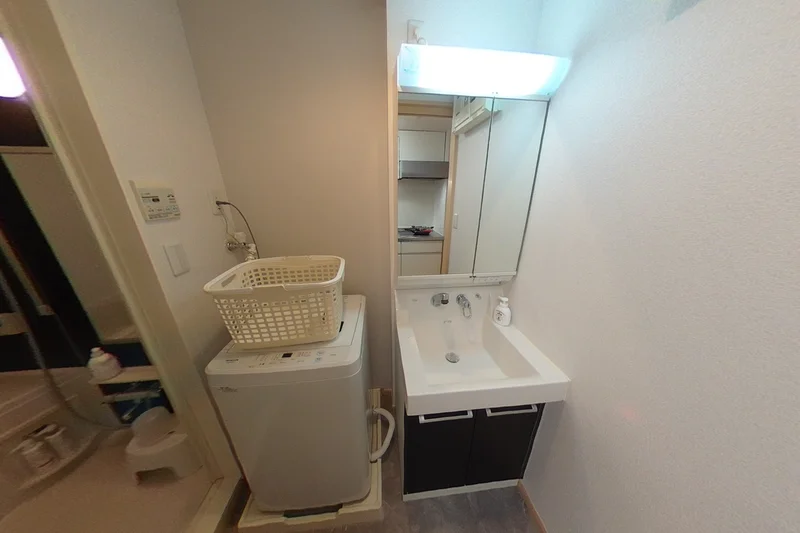 別号室の参考内装となります。（家具家電等のデザインや配置は若干異なります）