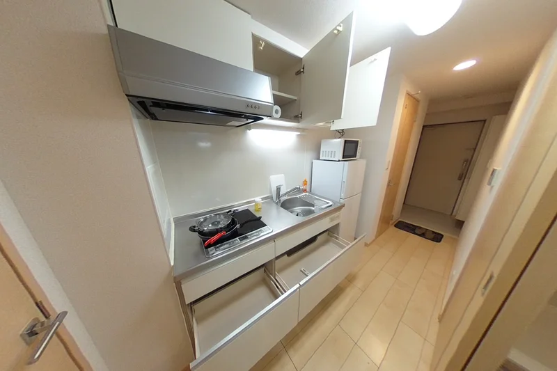 別号室の参考内装となります。（家具家電等のデザインや配置は若干異なります）