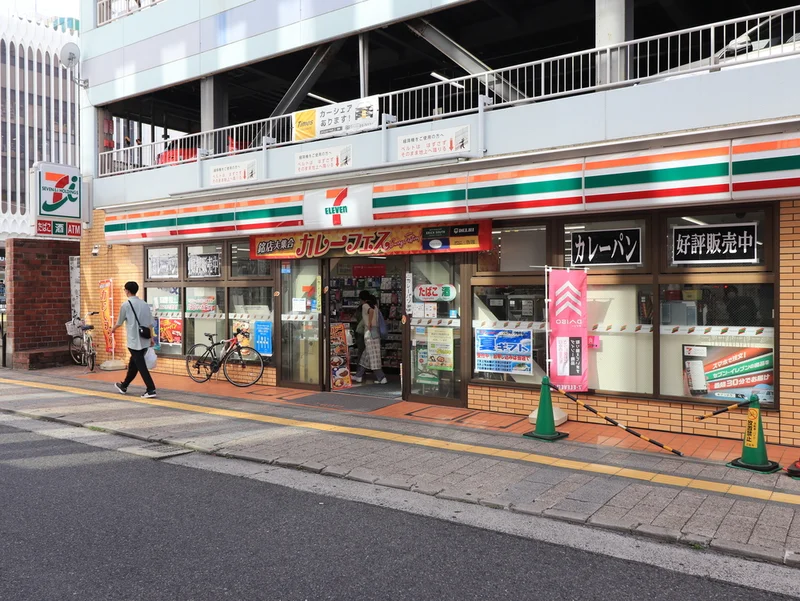 セブン-イレブン 広島鉄砲町店まで徒歩３分