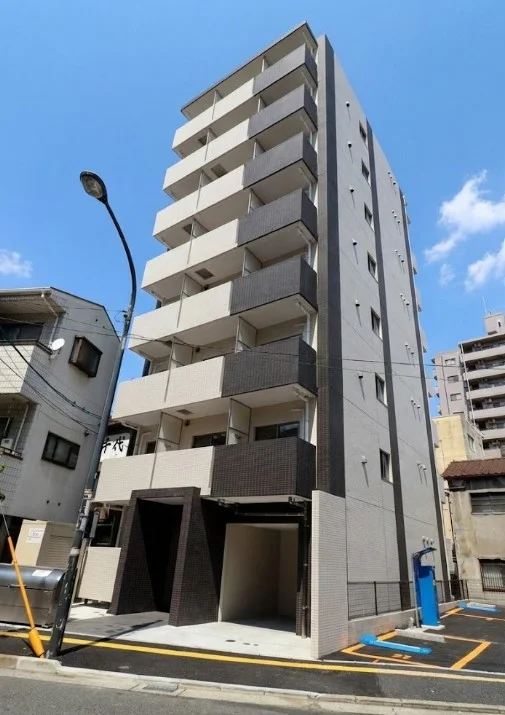 8階建ての築浅物件。広島駅から徒歩5分の１LDKです。
