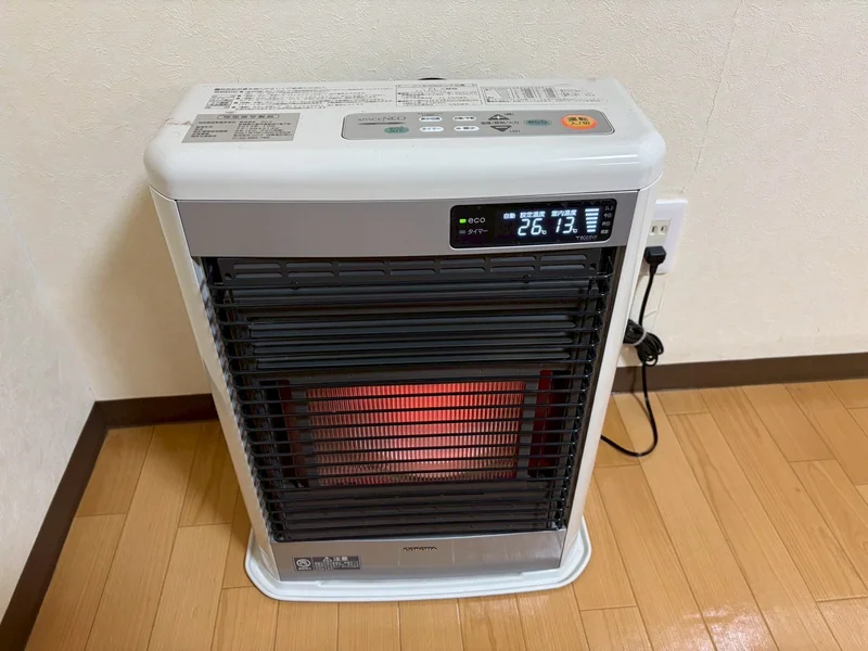 暖房（灯油FFストーブ）