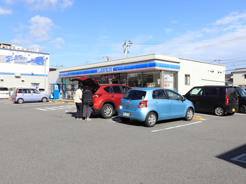 ローソン広島コイン通り店まで徒歩６分