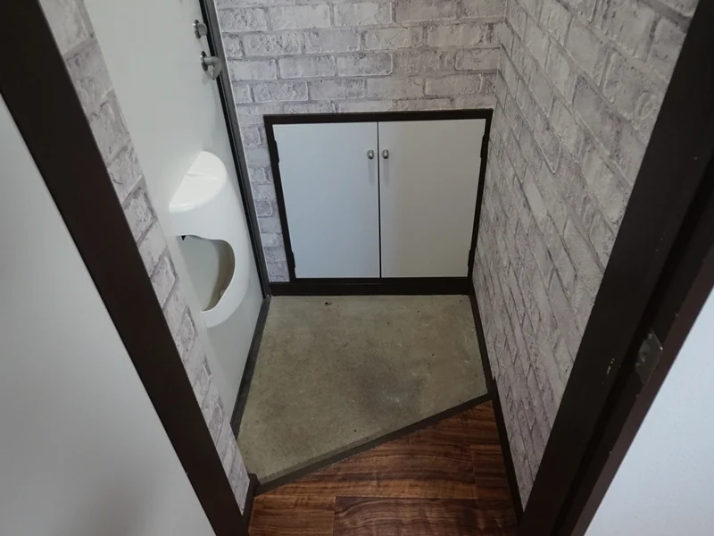 靴収納スペースあり