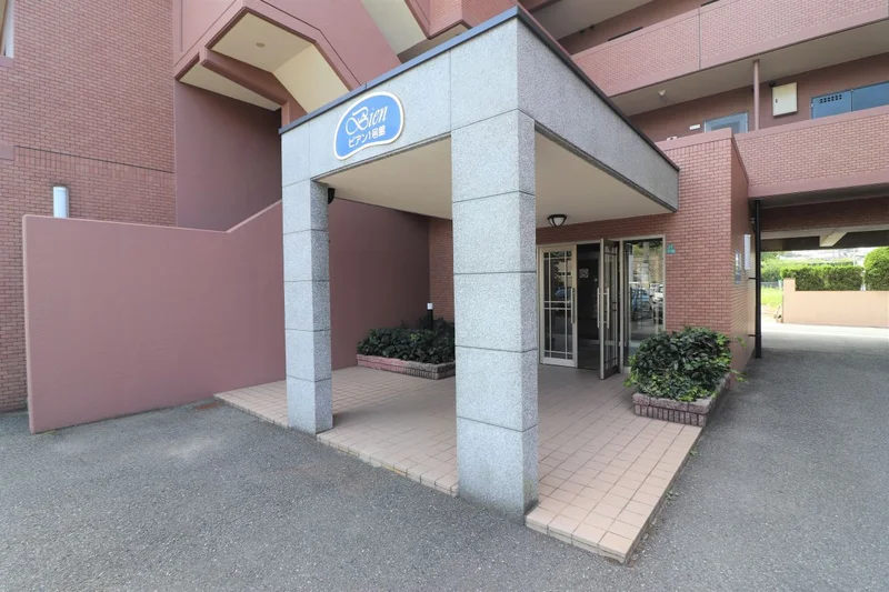 綺麗な建物ですので、女性人気が高いです！！