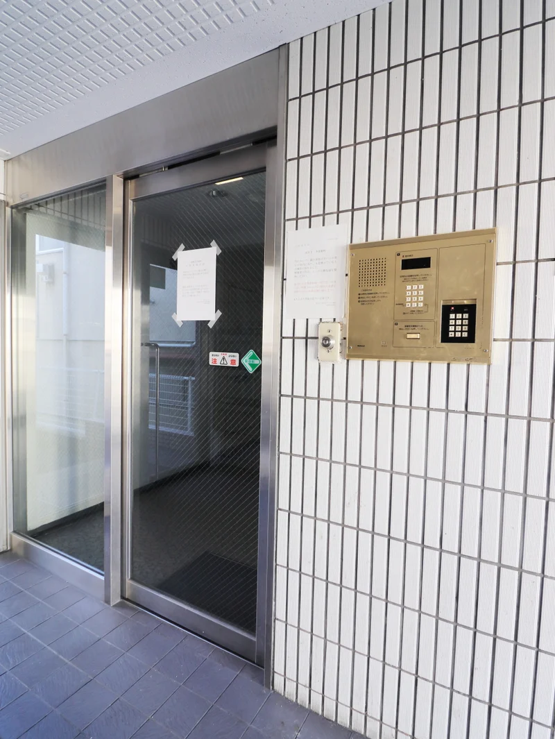 オートロック付セキュリティ対策！女性にも安心の物件！