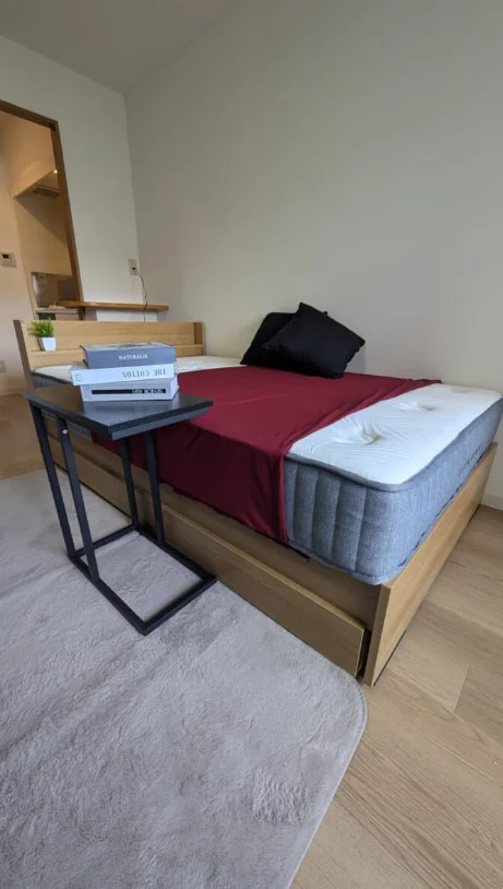 セミダブルベッド♪マットレスはやや固めで腰も痛くなりません♪