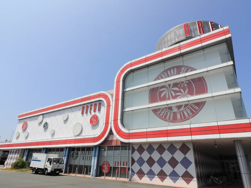 パチンコ＆スロット　アリーナ