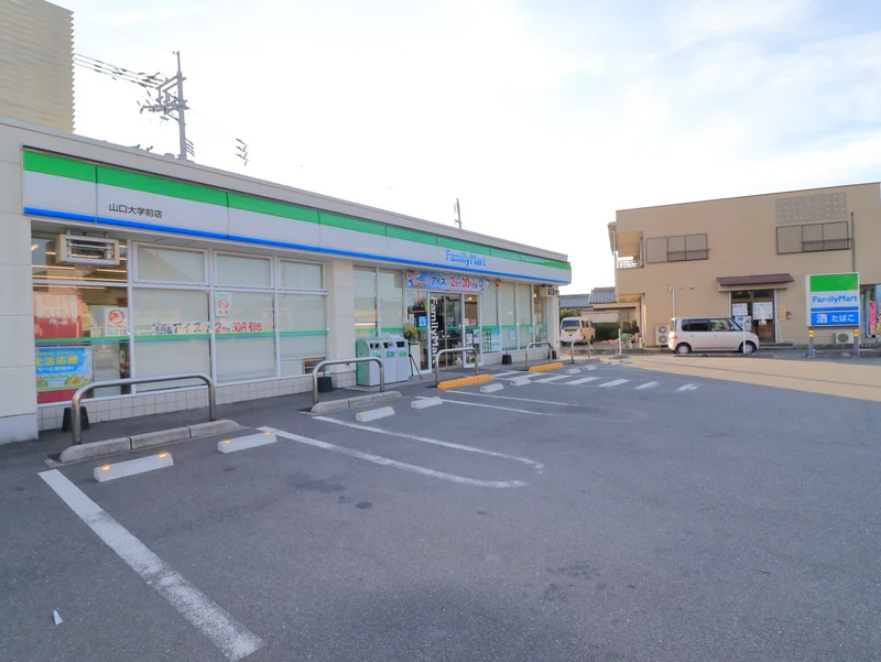 ファミリーマート