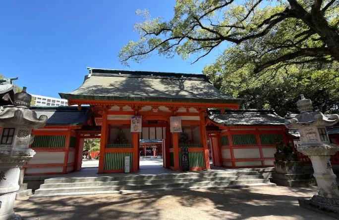 住吉神社まで徒歩5分