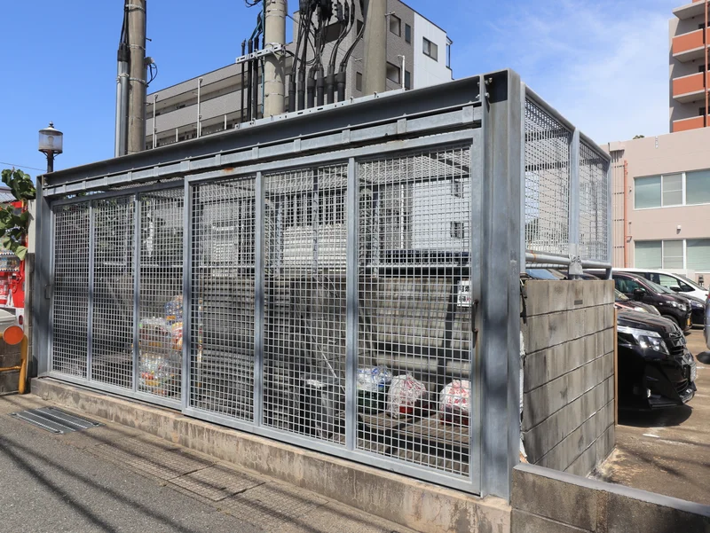 敷地内ゴミ捨て場