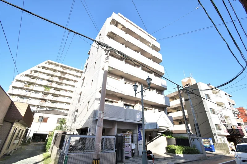 JR竹下駅より徒歩2分の駅チカ♪アサヒビール博多工場へ徒歩で迎える距離なのでそちらに御用の方にもオススメです。