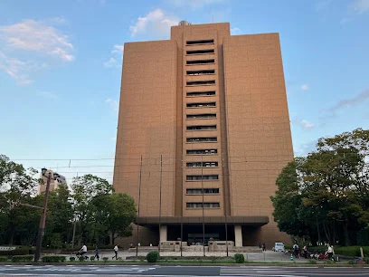 広島市役所まで徒歩１１分