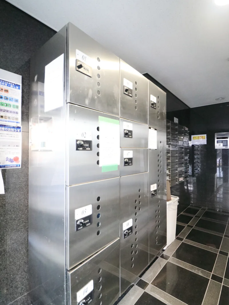 宅配ボックスあり　ネットでの注文品など不在時の受け取りに困らない！