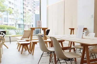 穴吹デザイン専門学校まで徒歩４分