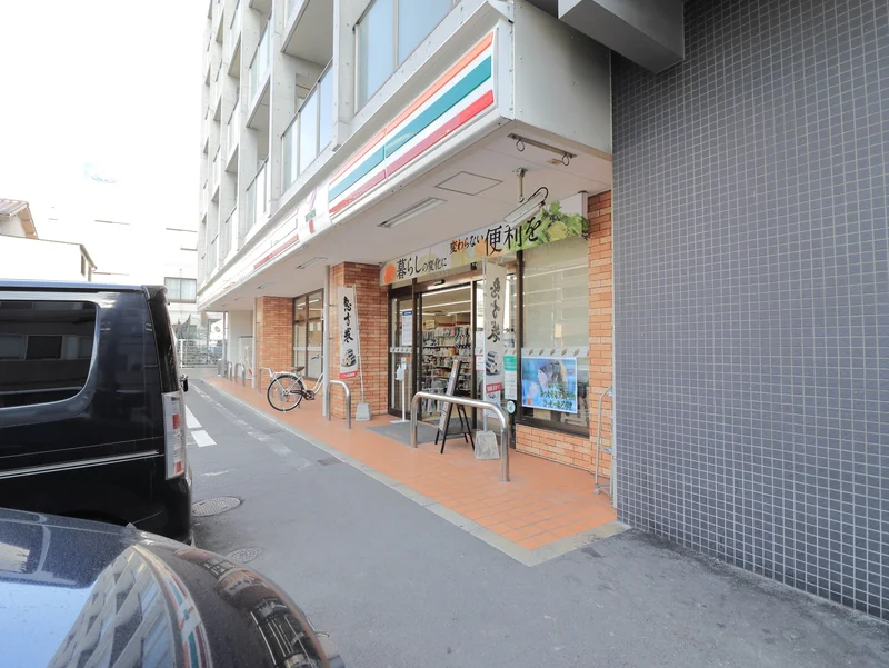 セブン-イレブン 広島中広１丁目店まで徒歩６分