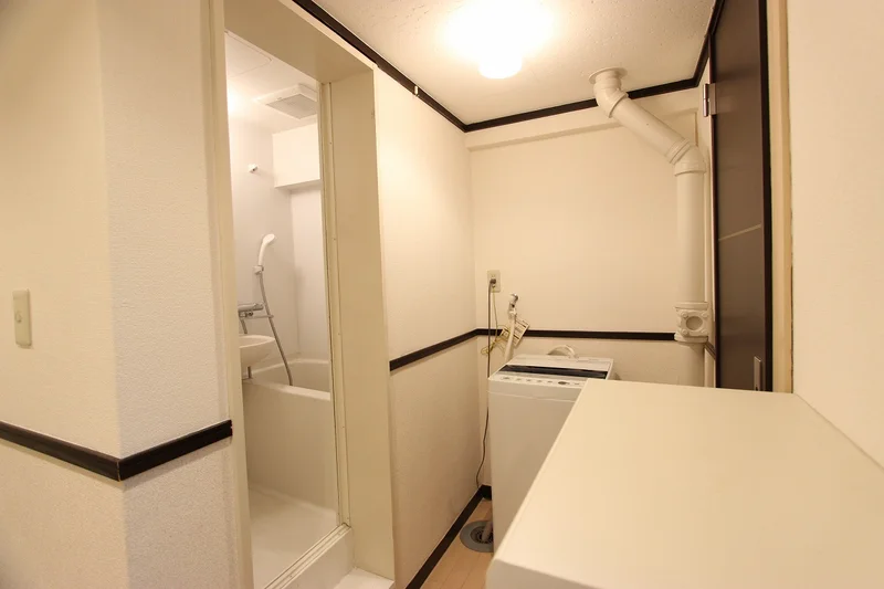 ※炊飯器・鍋フライパン・掃除機・アイロン・空気清浄機・HDD・ブルーレイレコーダーは現在設置しておりません。