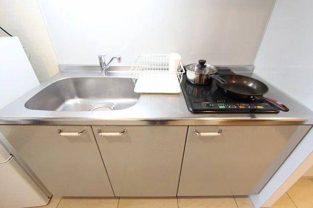 ※炊飯器・鍋フライパン・掃除機・アイロン・空気清浄機・HDD・ブルーレイレコーダーは現在設置しておりません。