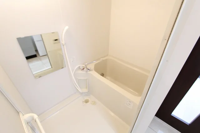 ※炊飯器・鍋フライパン・掃除機・アイロン・空気清浄機・HDD・ブルーレイレコーダーは現在設置しておりません。