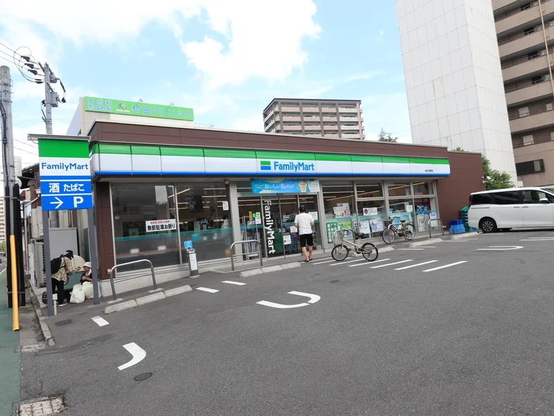 ファミリーマート
