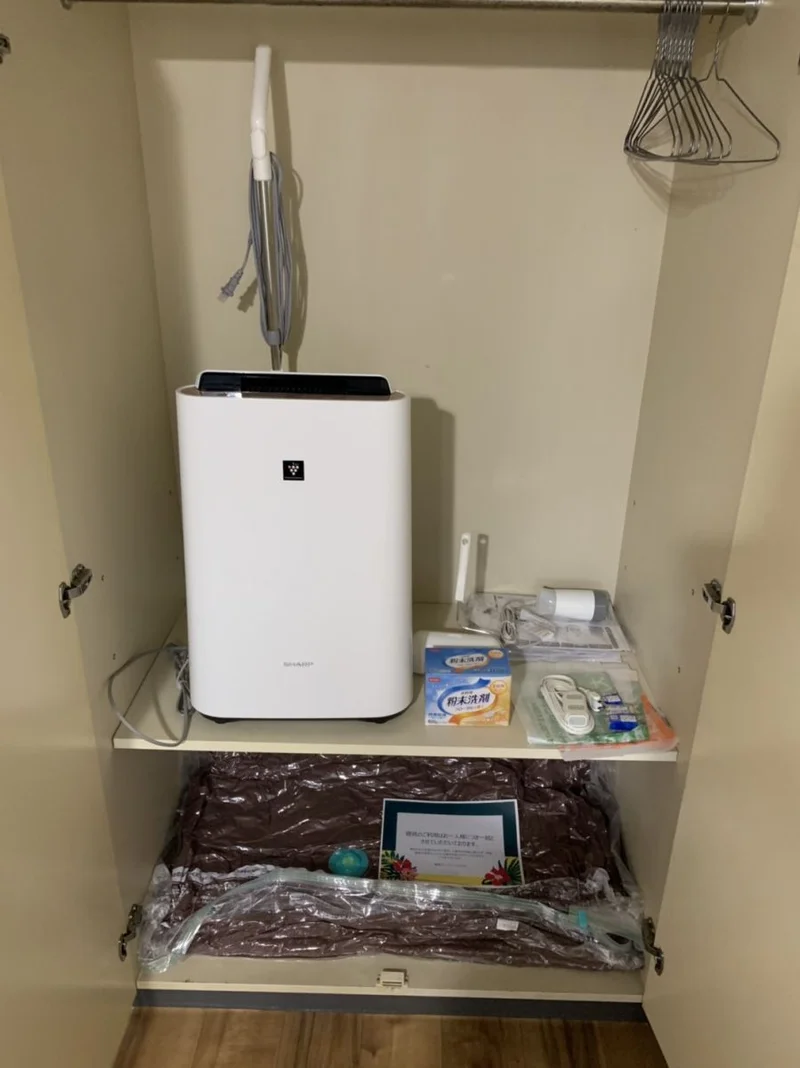 掃除機などの家電だけでなく、空気清浄機やコロコロなどあって嬉しい備品も沢山ご用意しております♪