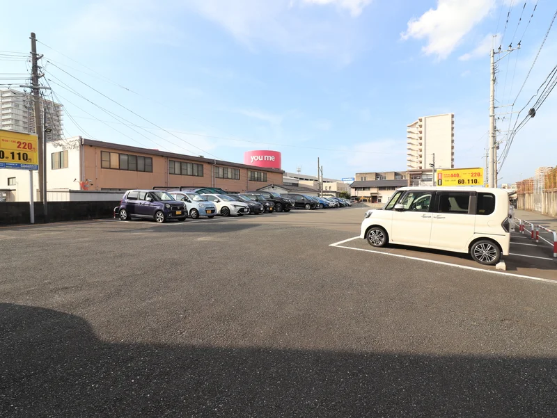 タイムズ千代５丁目パーキング