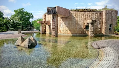 緑町公園まで徒歩１３分