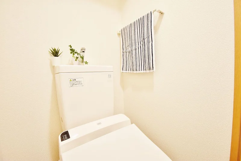 温水洗浄便座です★