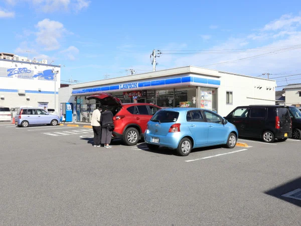 ローソン 広島コイン通り店まで徒歩２３分