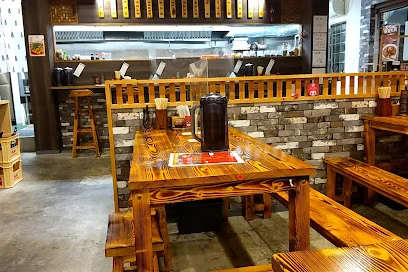 九香 麻辣小麺 本店まで徒歩２分