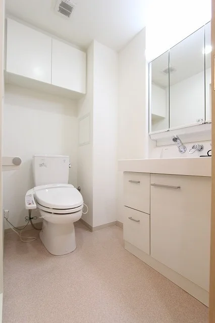 ※炊飯器・鍋フライパン・掃除機・アイロン・空気清浄機・HDD・ブルーレイレコーダーは現在設置しておりません。