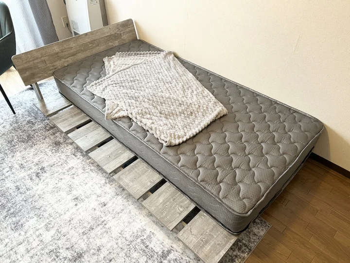 シングルベッド