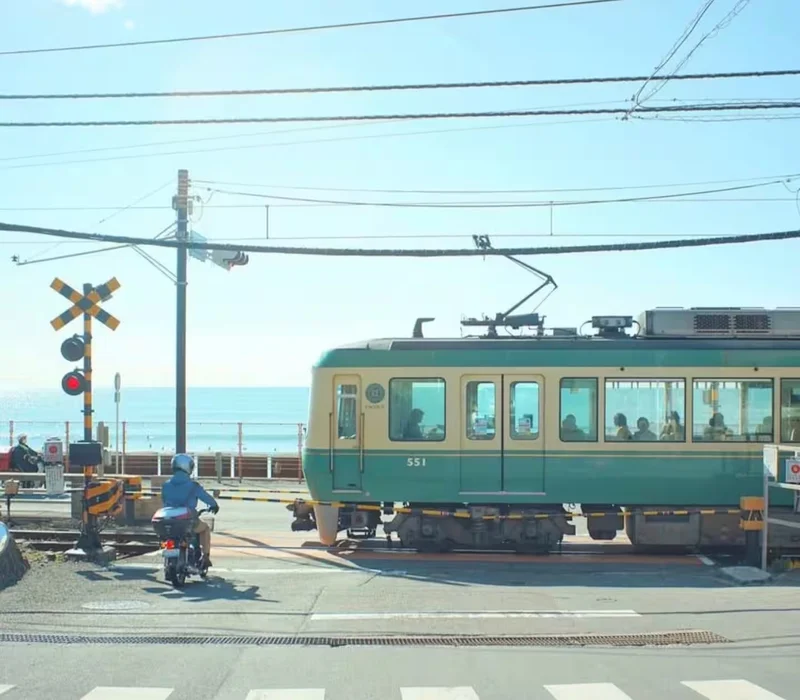 鎌倉高校前駅より徒歩5分