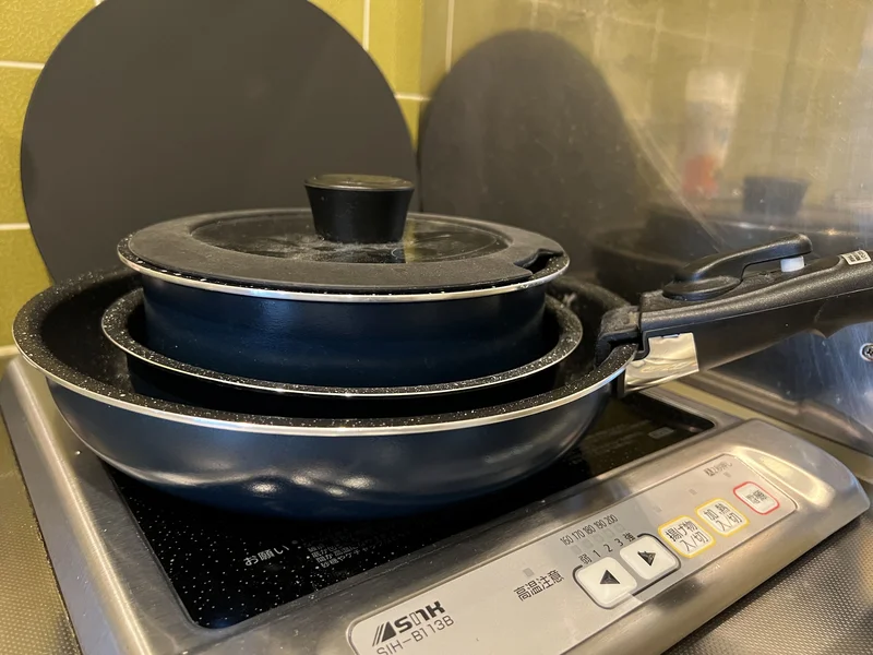 フライパンなどの調理器具もお使いいただけます