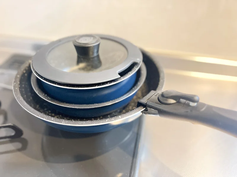 フライパンなどの調理器具もご用意しております