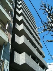 写真はイメージです。ラグなどの室内装飾はございません。
