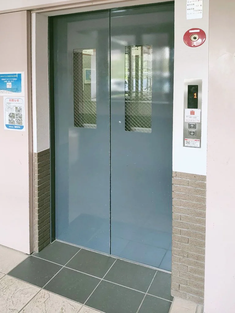 エレベーター