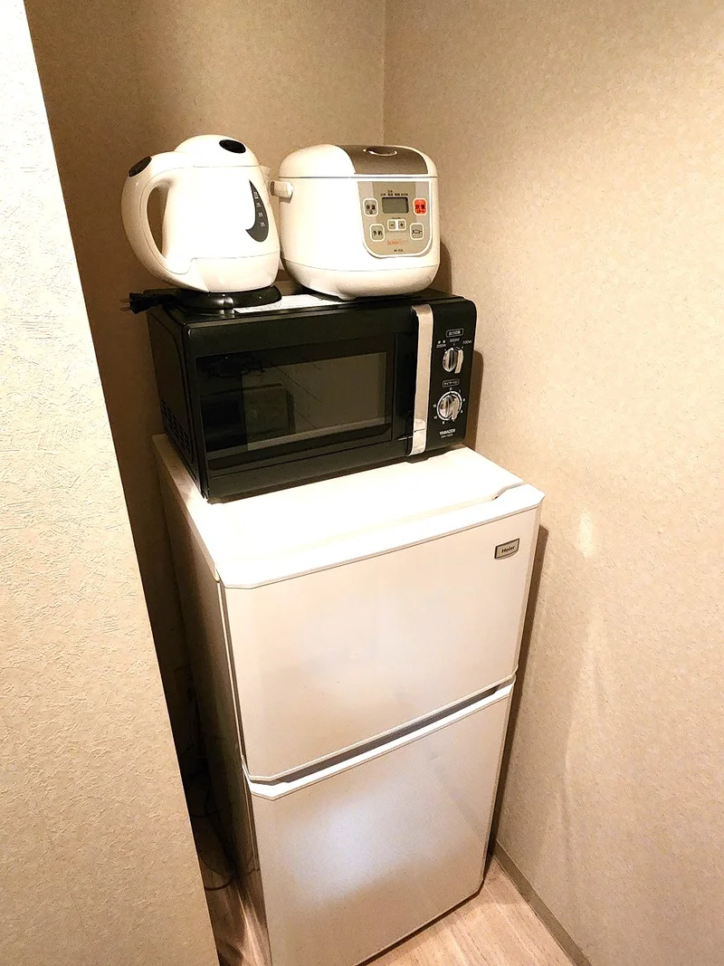 冷蔵庫・電子レンジ・炊飯器・ケトル