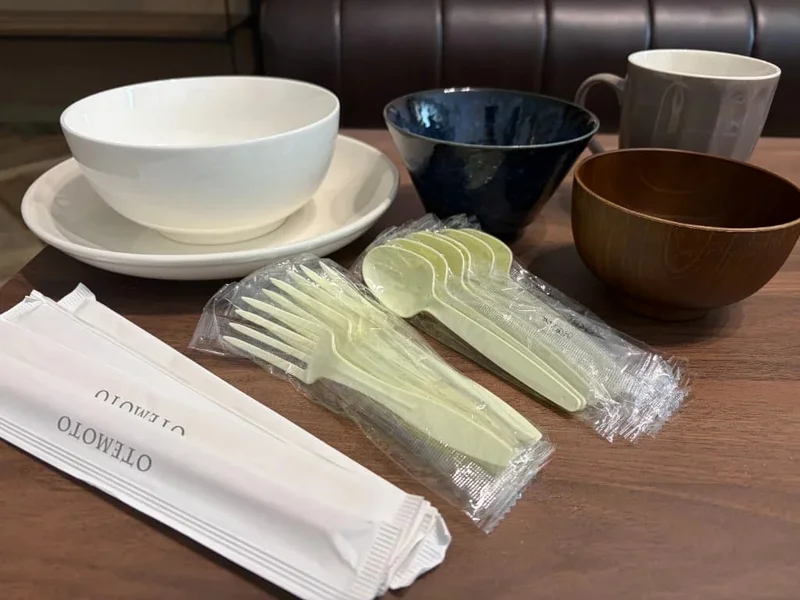 食器・使い捨てカトラリー類※デザイン等変更になる場合がございます。