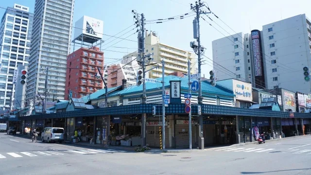 二条市場まで徒歩2分