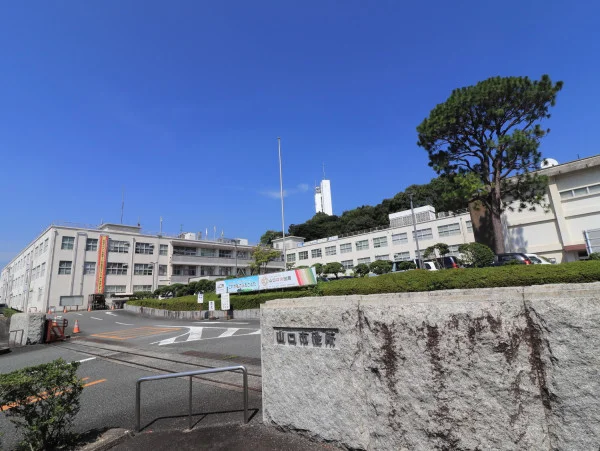 山口市役所