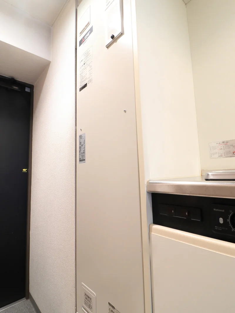 電気温水器　オール電化のため、深夜にお湯を沸かしますので、お湯を使いすぎるとお湯が出なくなりますので、ご注意ください。