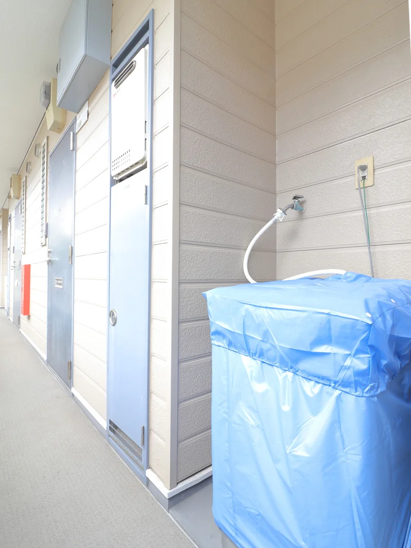 屋外洗濯機置き場