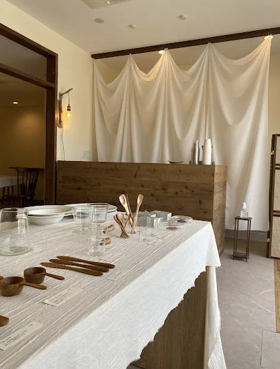 暮らしの雑貨と喫茶 / 和白