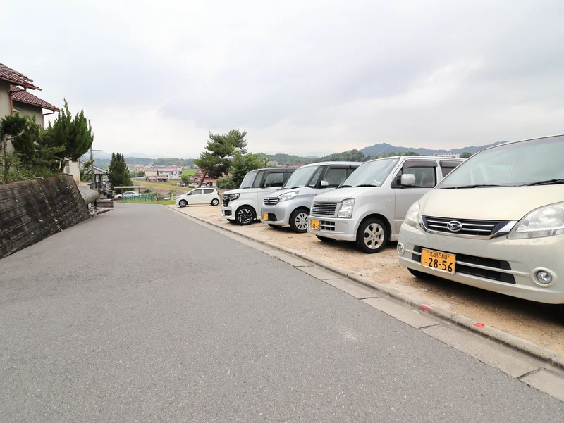 近隣駐車場　お車をご利用の方に便利です！