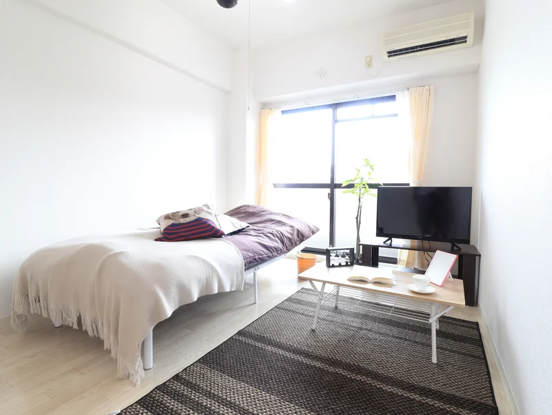 大き目のテレビがある　家具家電がそろったマンスリーマンション！　ビジネスホテルより割安で経費削減も可能♪