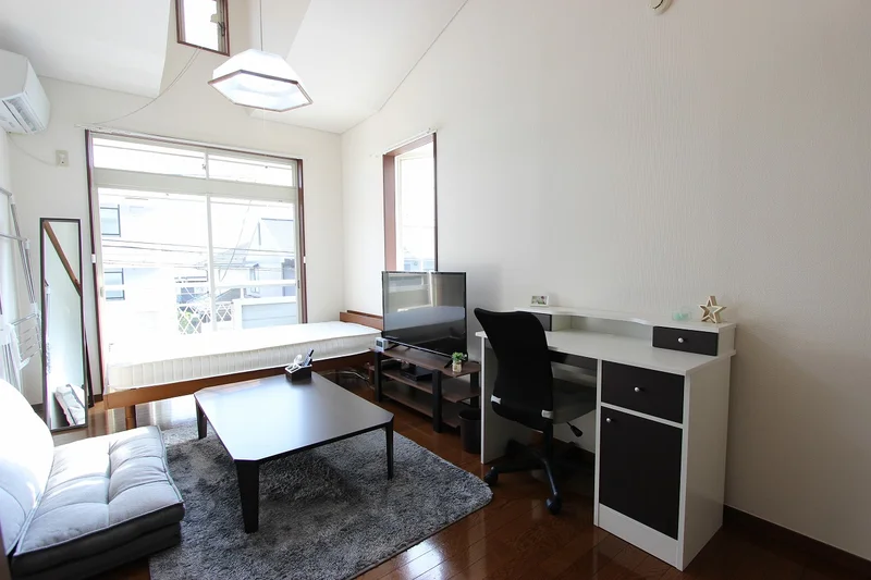 ※炊飯器・鍋フライパン・掃除機・アイロン・空気清浄機・HDD・ブルーレイレコーダーは現在設置しておりません。