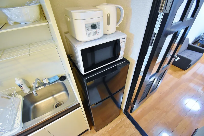 冷蔵庫も完備なので自炊や料理に最適♪長期の出張にお勧め★姫路ウィークリーマンションの人気物件♪【格安】