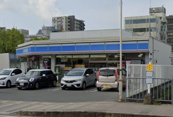 ローソン 姫路東延末二丁目店まで徒歩5分、400ｍ。