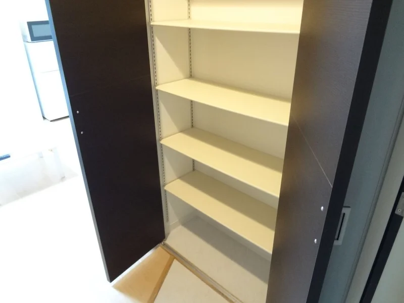 シューズボックス